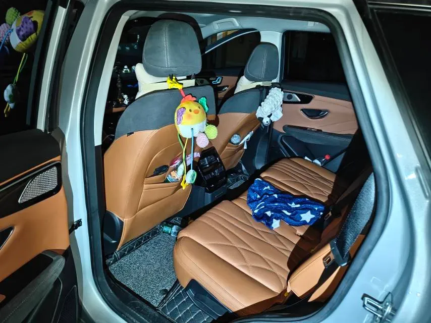 2024 Jetour ShanHai L7 1.5T 156HP L4 2DHT PHEV 19.43KWH,autocango,china used car exporter,china ev exporter,chinese used car exporter,chinese used ev exporter