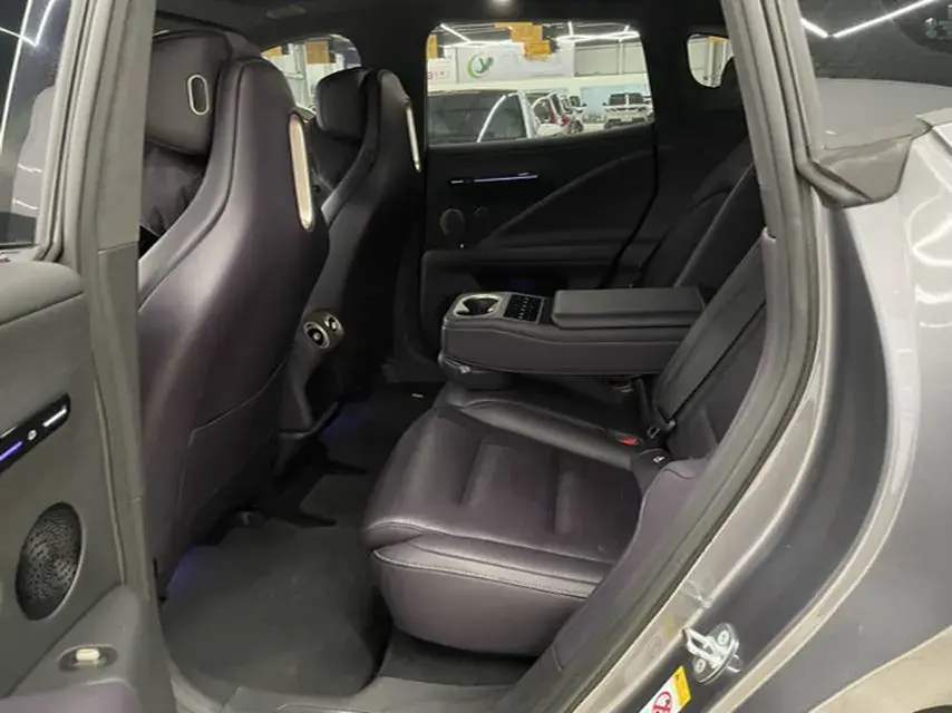 2024 AVATR 07 thumbnail 2