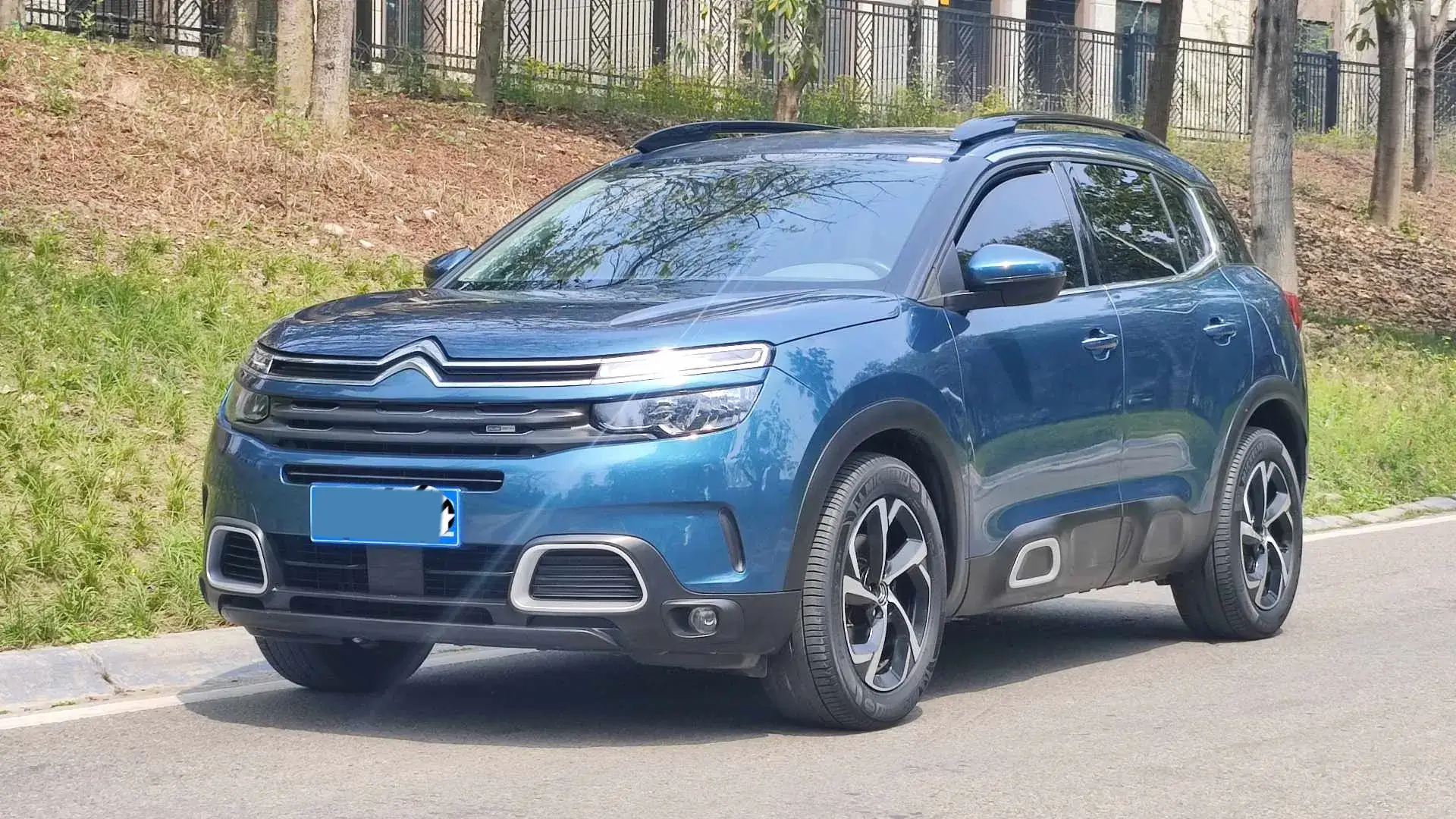 2017 CITROEN C5 view 1