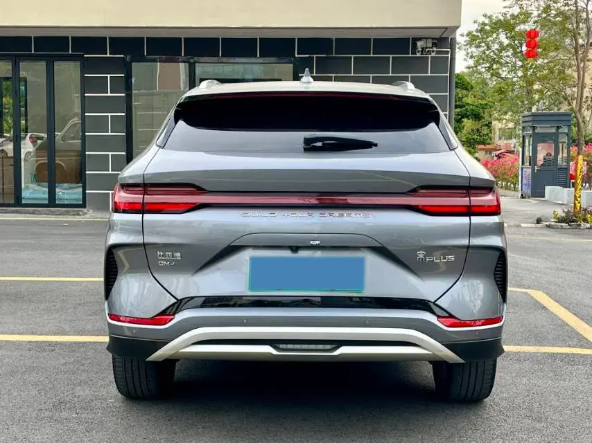 2023 BYD SONG thumbnail 3