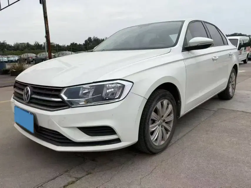 2023 VOLKSWAGEN BORA view 1