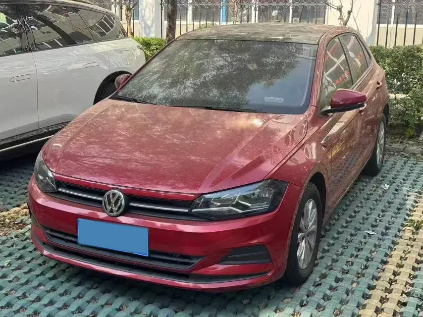 2019 VOLKSWAGEN POLO view 1