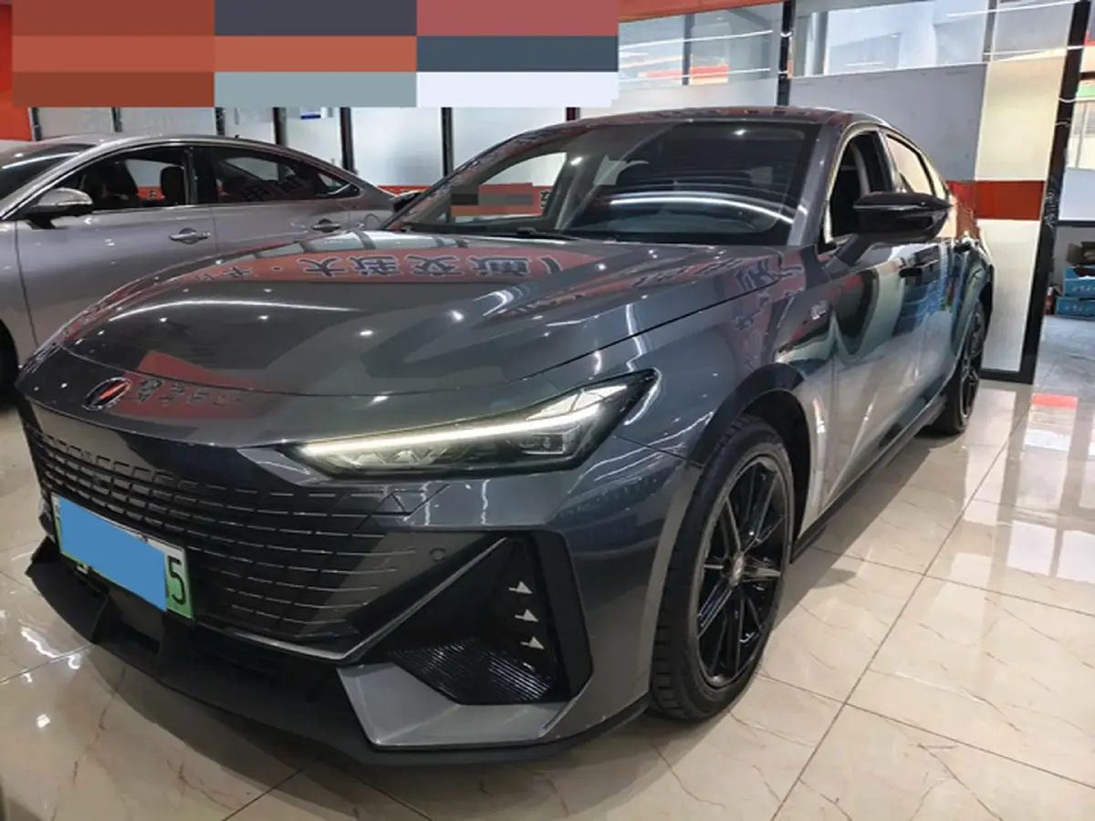 2023 ChangAn UNI-V iDD 1.5T 170HP L4 6TCT PHEV 18.4KWH