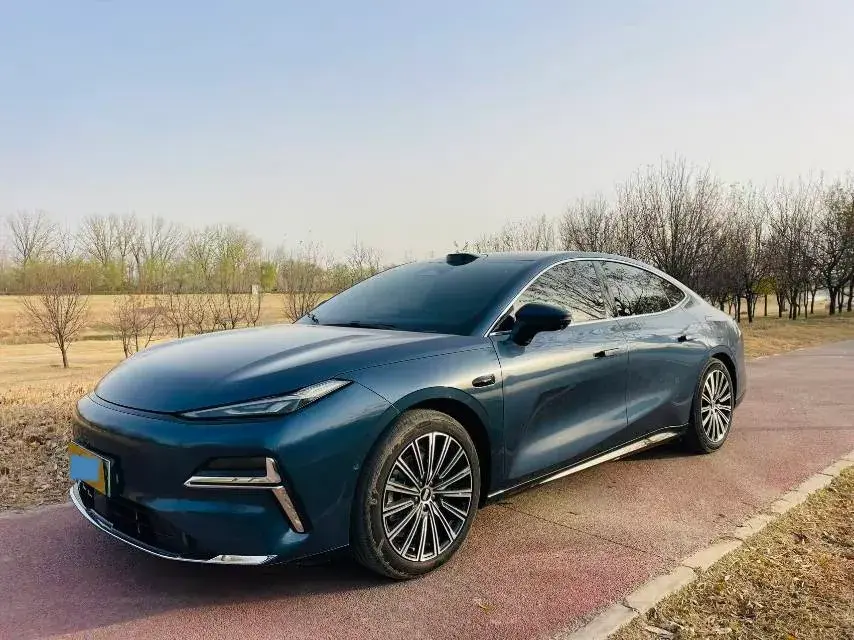 2025 Geely Galaxy Starshine 8 1.5T 163HP L4 3DHT PHEV 27.69KWH