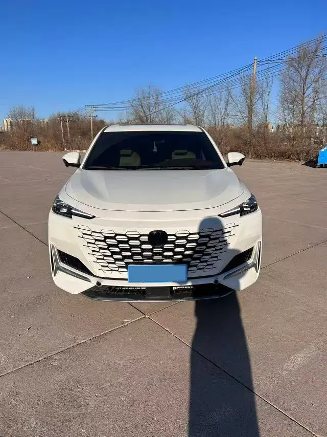 2021 CHANGAN UNI-K thumbnail 3