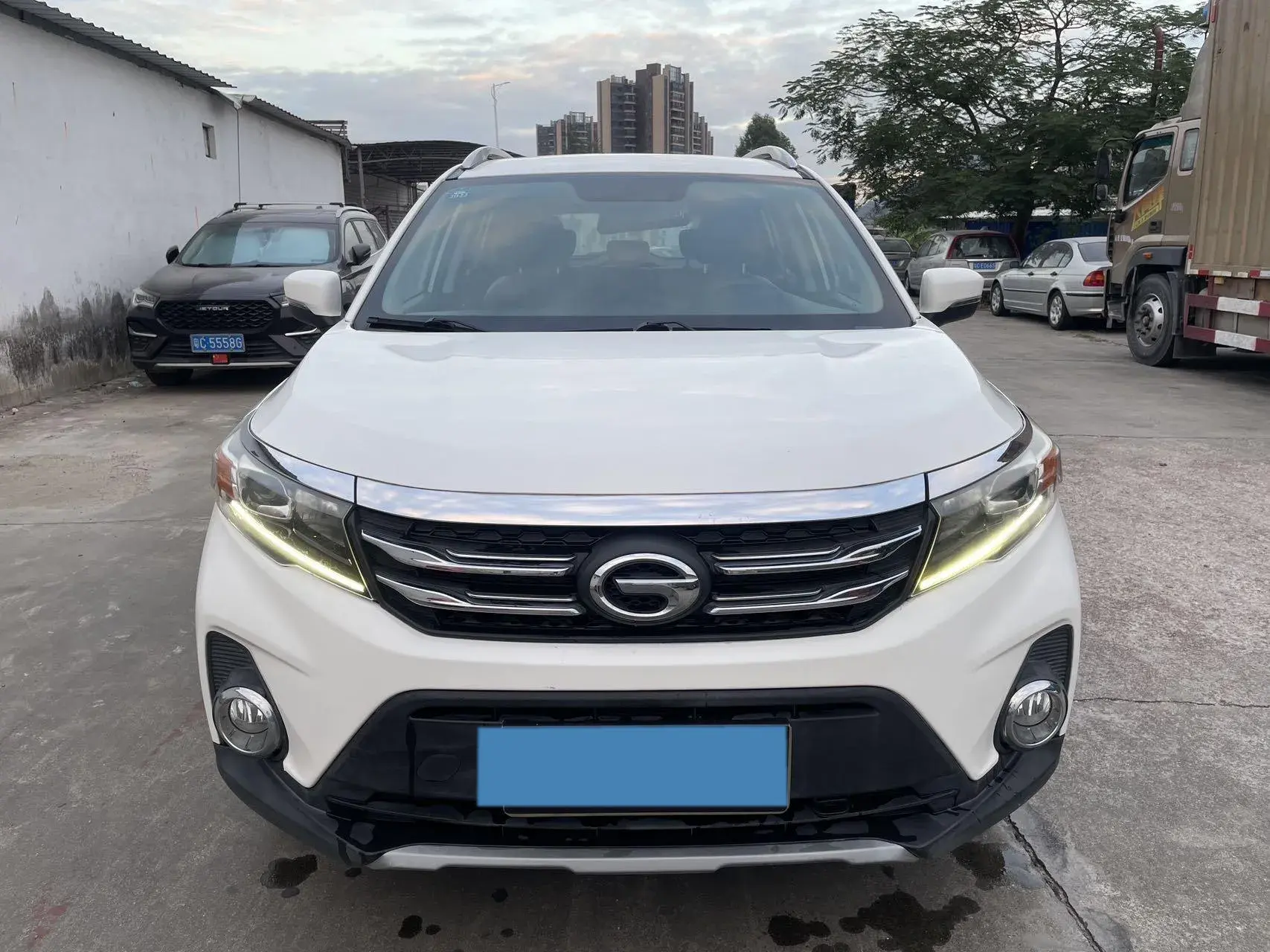 2019 GAC TRUMPCHI thumbnail 3