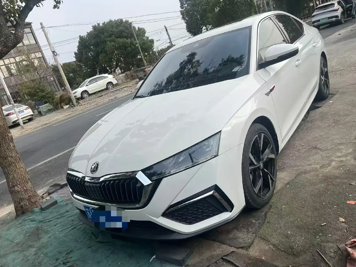 2022 Skoda Octavia 1.4T 150HP L4 7DCT