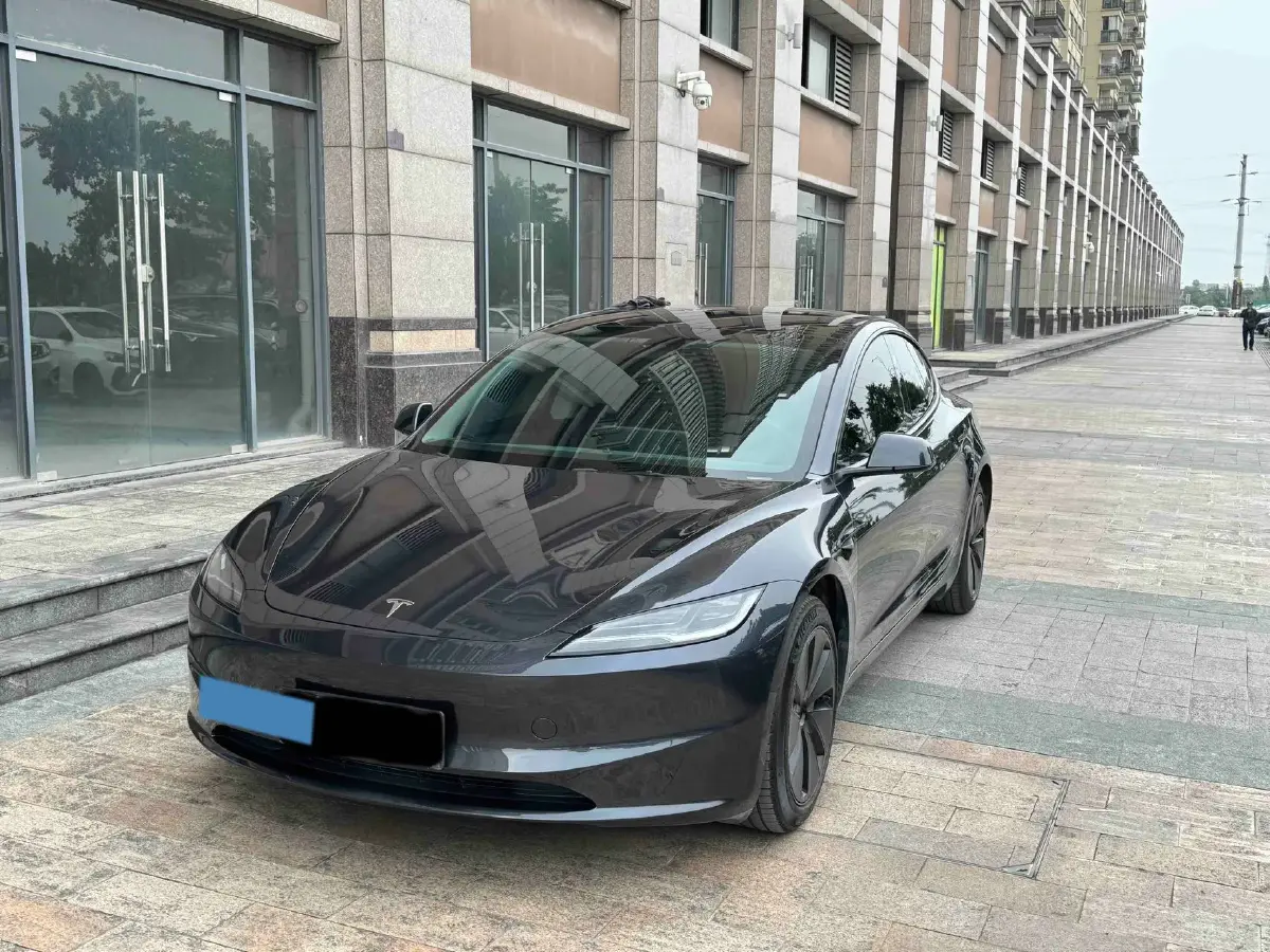 2023 HYPTEC GT BEV 80KWH