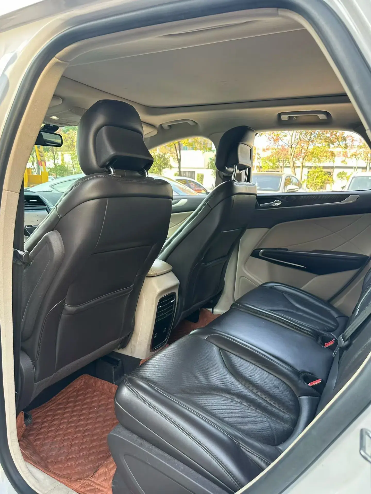 2019 LINCOLN MKC thumbnail 4