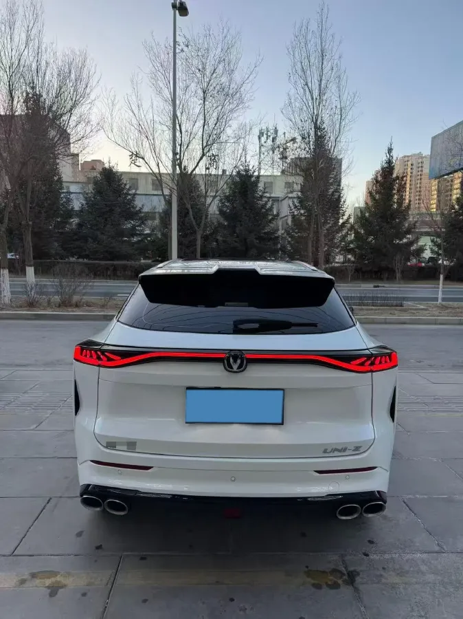 2025 ChangAn UNI-Z 1.5T 188HP L4 7DCT,autocango,china used car exporter,china ev exporter,chinese used car exporter,chinese used ev exporter