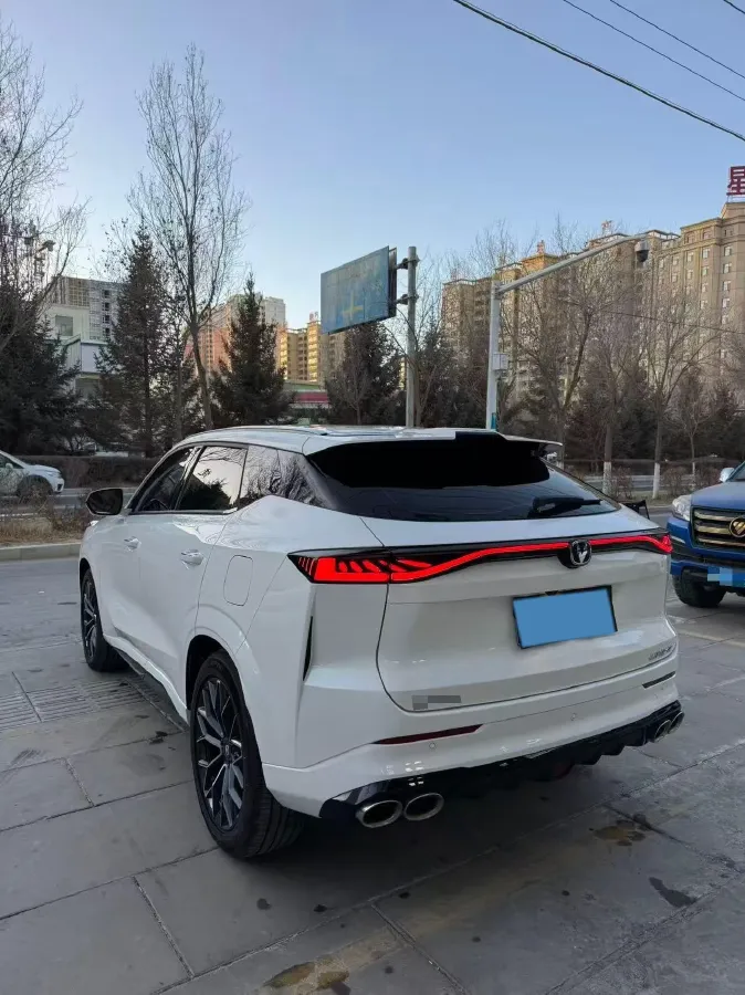 2025 ChangAn UNI-Z 1.5T 188HP L4 7DCT,autocango,china used car exporter,china ev exporter,chinese used car exporter,chinese used ev exporter