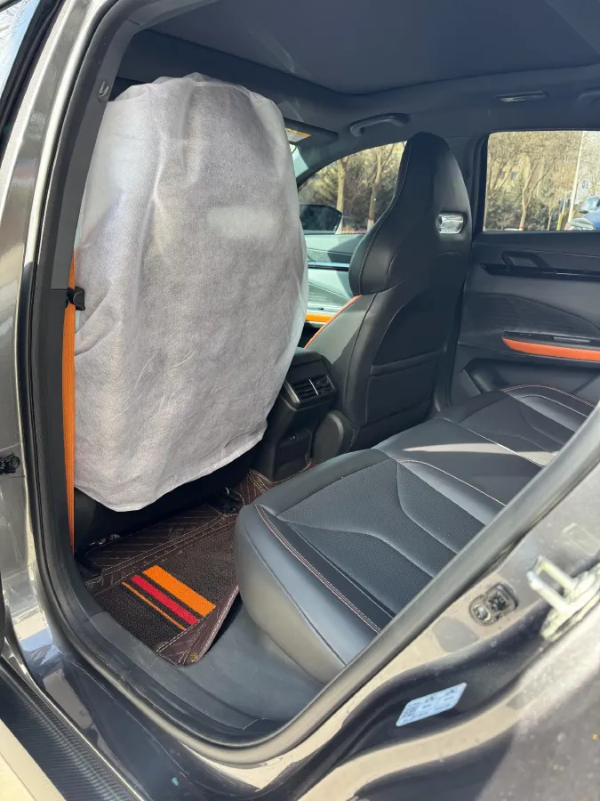 2023 ChangAn UNI-V 1.5T 188HP L4 7DCT,autocango,china used car exporter,china ev exporter,chinese used car exporter,chinese used ev exporter