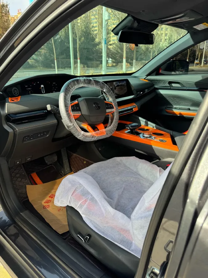 2023 ChangAn UNI-V 1.5T 188HP L4 7DCT,autocango,china used car exporter,china ev exporter,chinese used car exporter,chinese used ev exporter