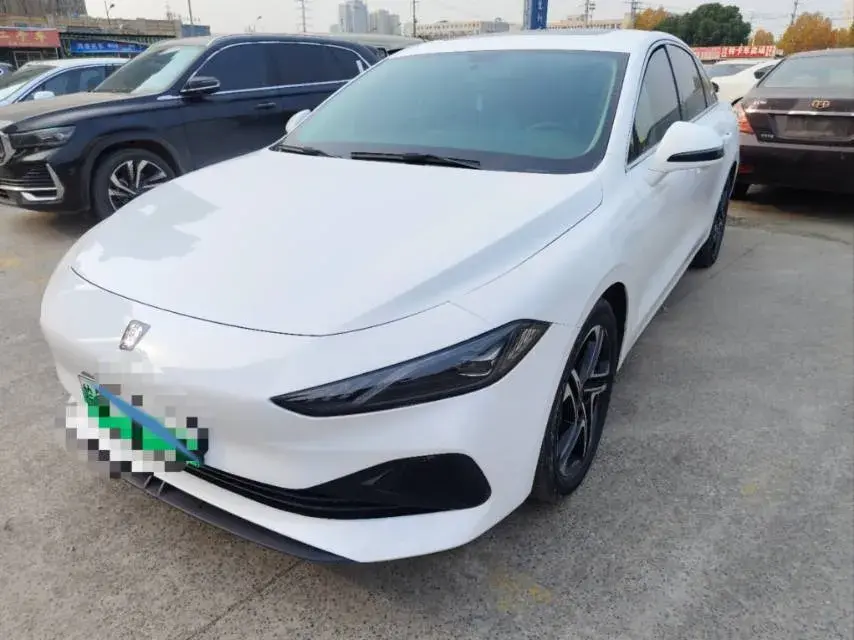 2023 ROEWE D7 view 1