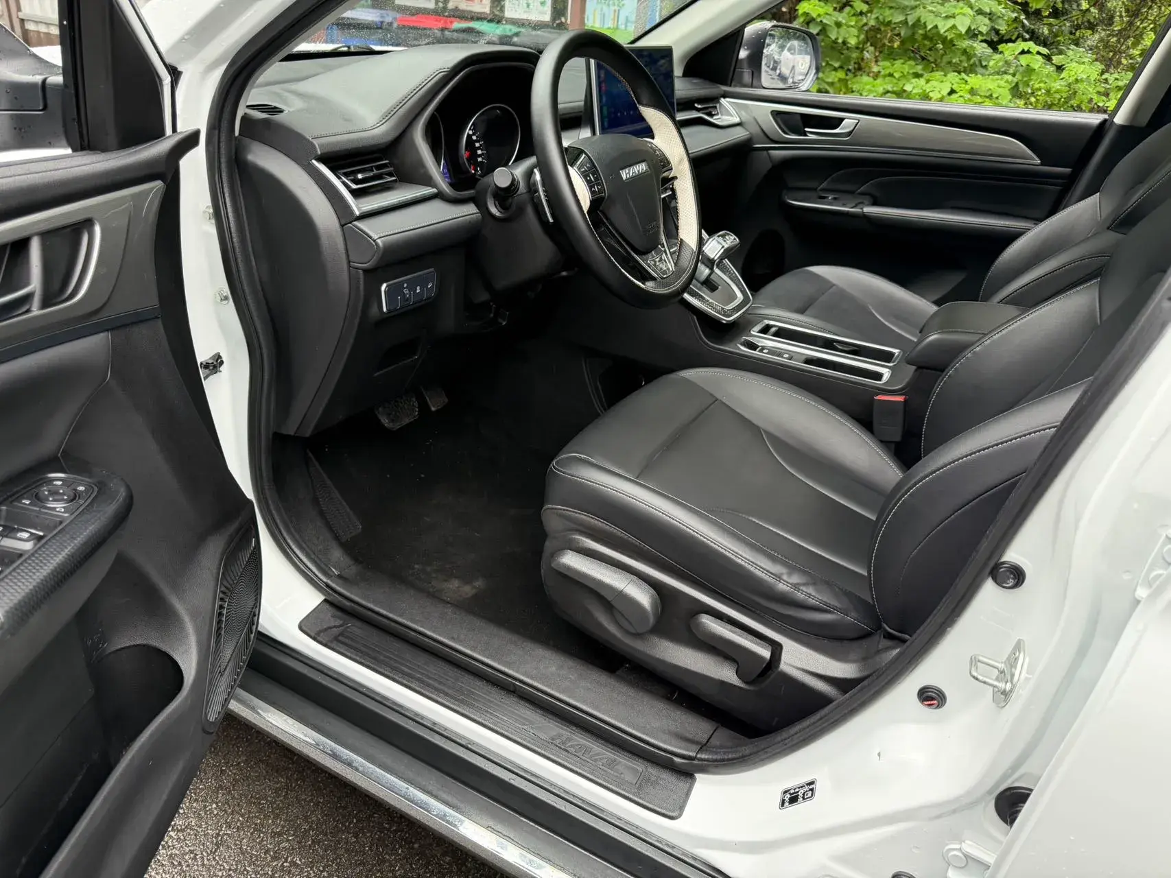 2021 HAVAL M6 thumbnail 2