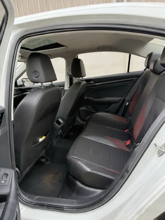 2019 ChangAn Oshan Cosmos 1.5T 178HP L4 6MT,autocango,china used car exporter,china ev exporter,chinese used car exporter,chinese used ev exporter