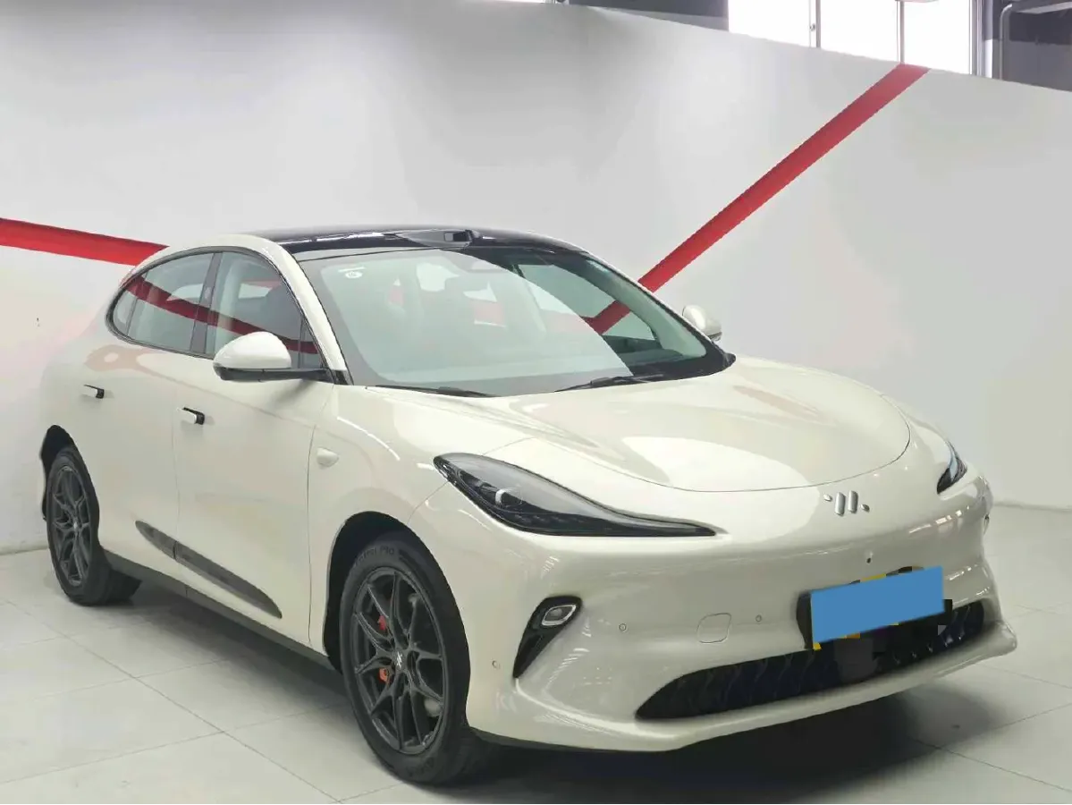 2025 IM LS6 BEV 75KWH,autocango,china used car exporter,china ev exporter,chinese used car exporter,chinese used ev exporter