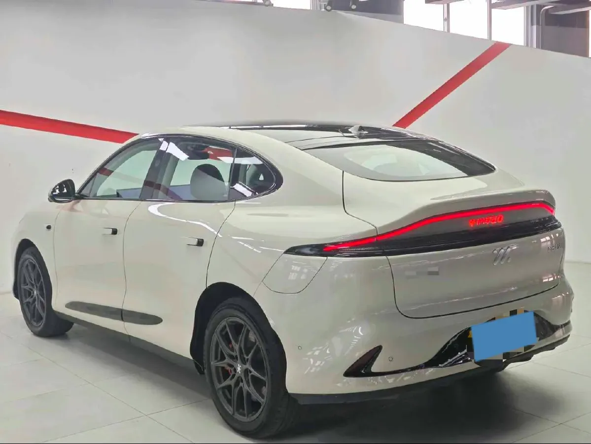 2025 IM LS6 BEV 75KWH,autocango,china used car exporter,china ev exporter,chinese used car exporter,chinese used ev exporter