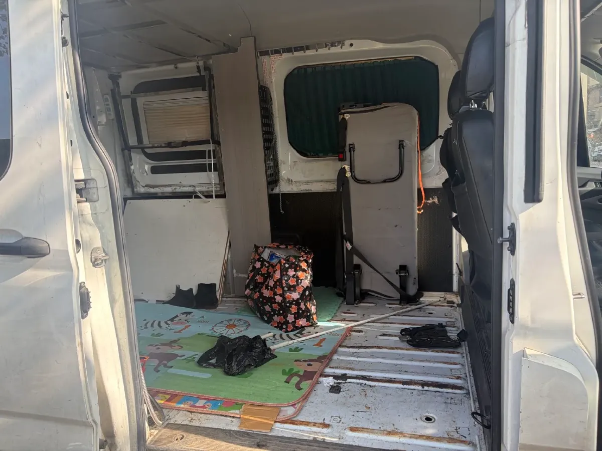 2022 JMC YuHu 9 2.0T 220HP L4 6MT,autocango,china used car exporter,china ev exporter,chinese used car exporter,chinese used ev exporter