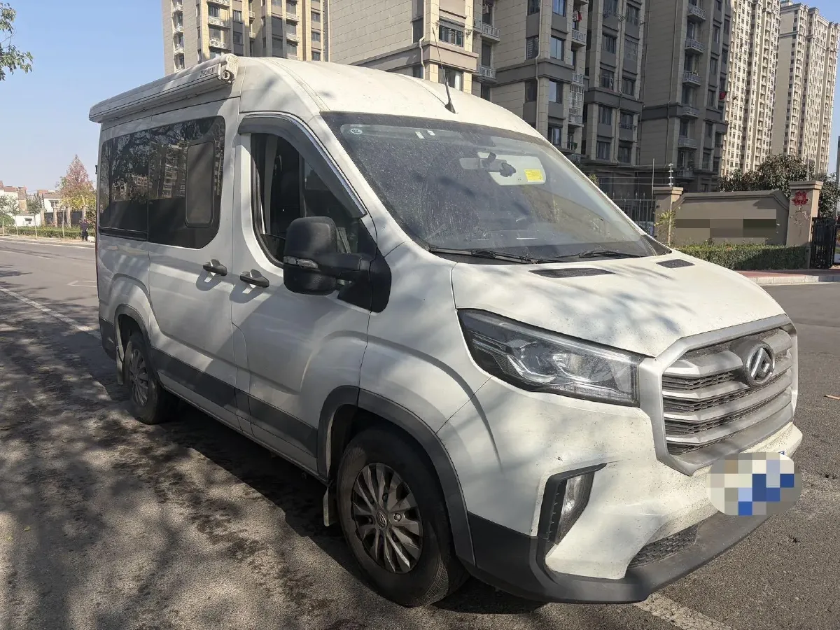 2022 JMC YuHu 9 2.0T 220HP L4 6MT,autocango,china used car exporter,china ev exporter,chinese used car exporter,chinese used ev exporter