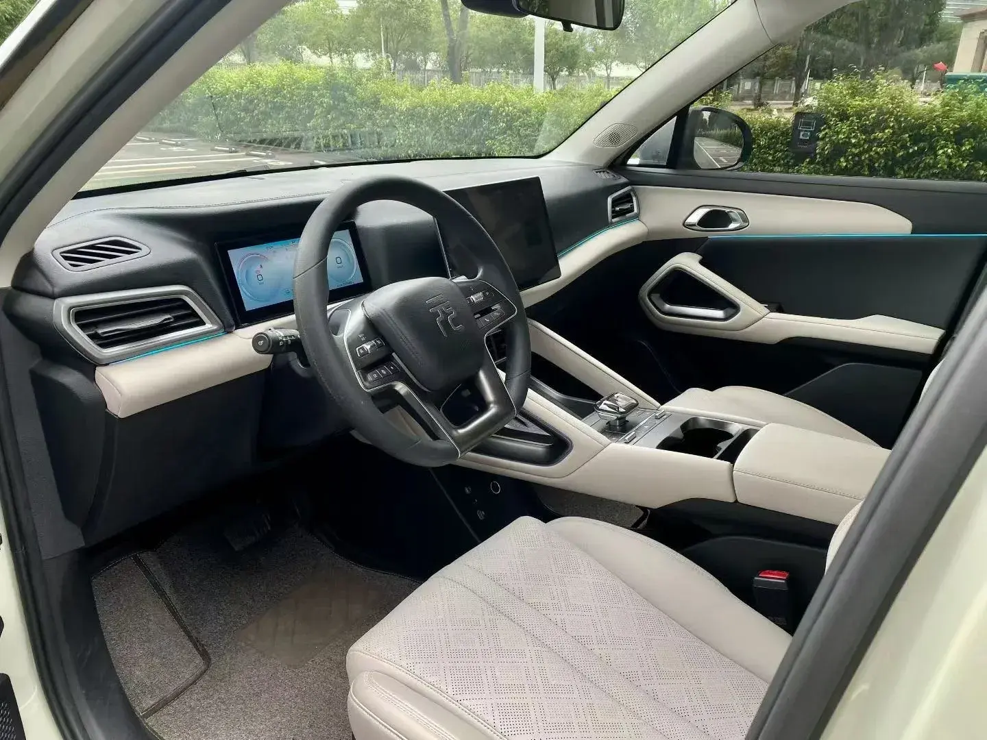 2024 BYD YUANUP thumbnail 3