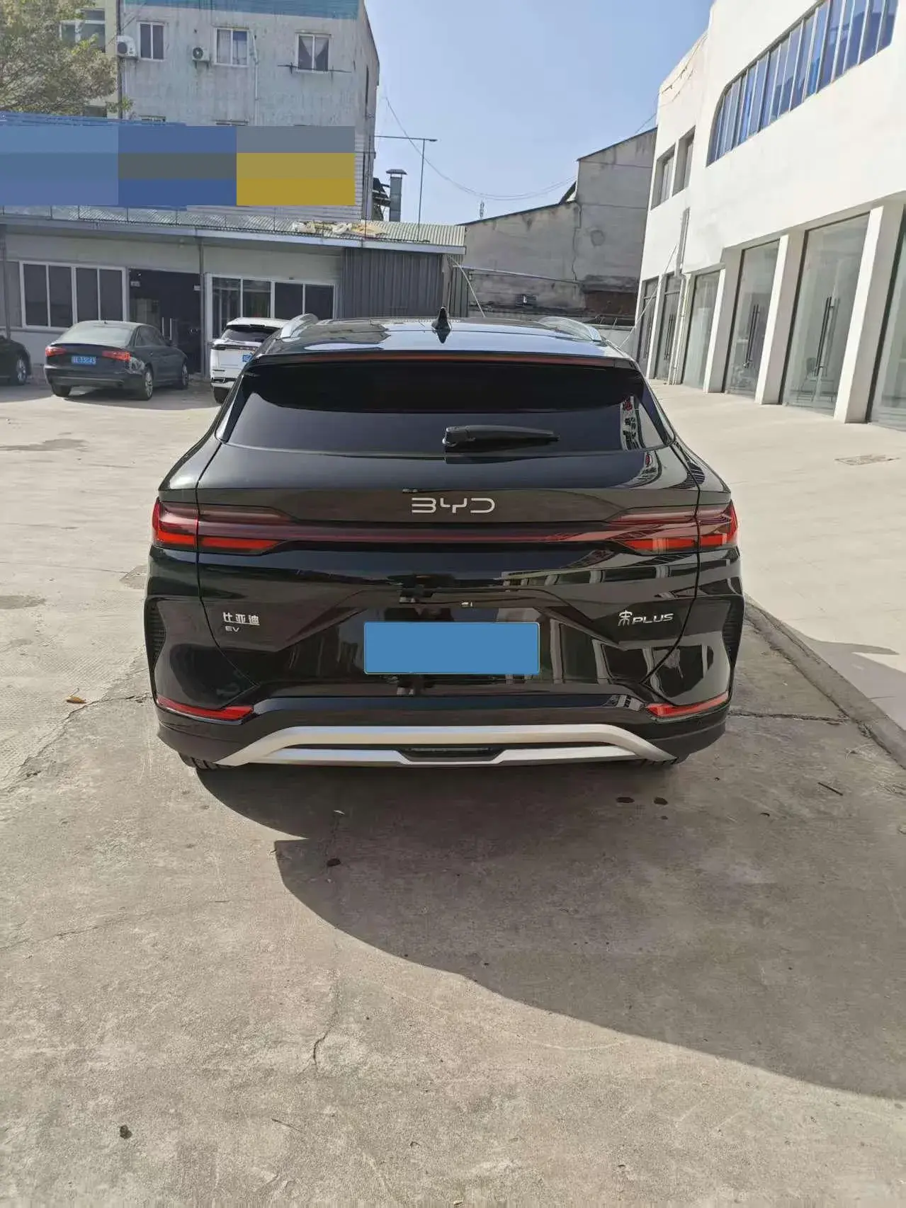 2024 BYD SONG thumbnail 3