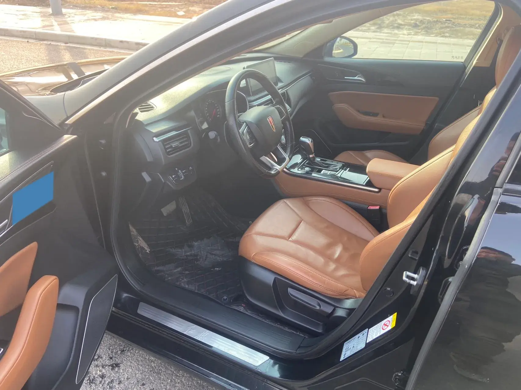 2019 HONGQI H5 thumbnail 4