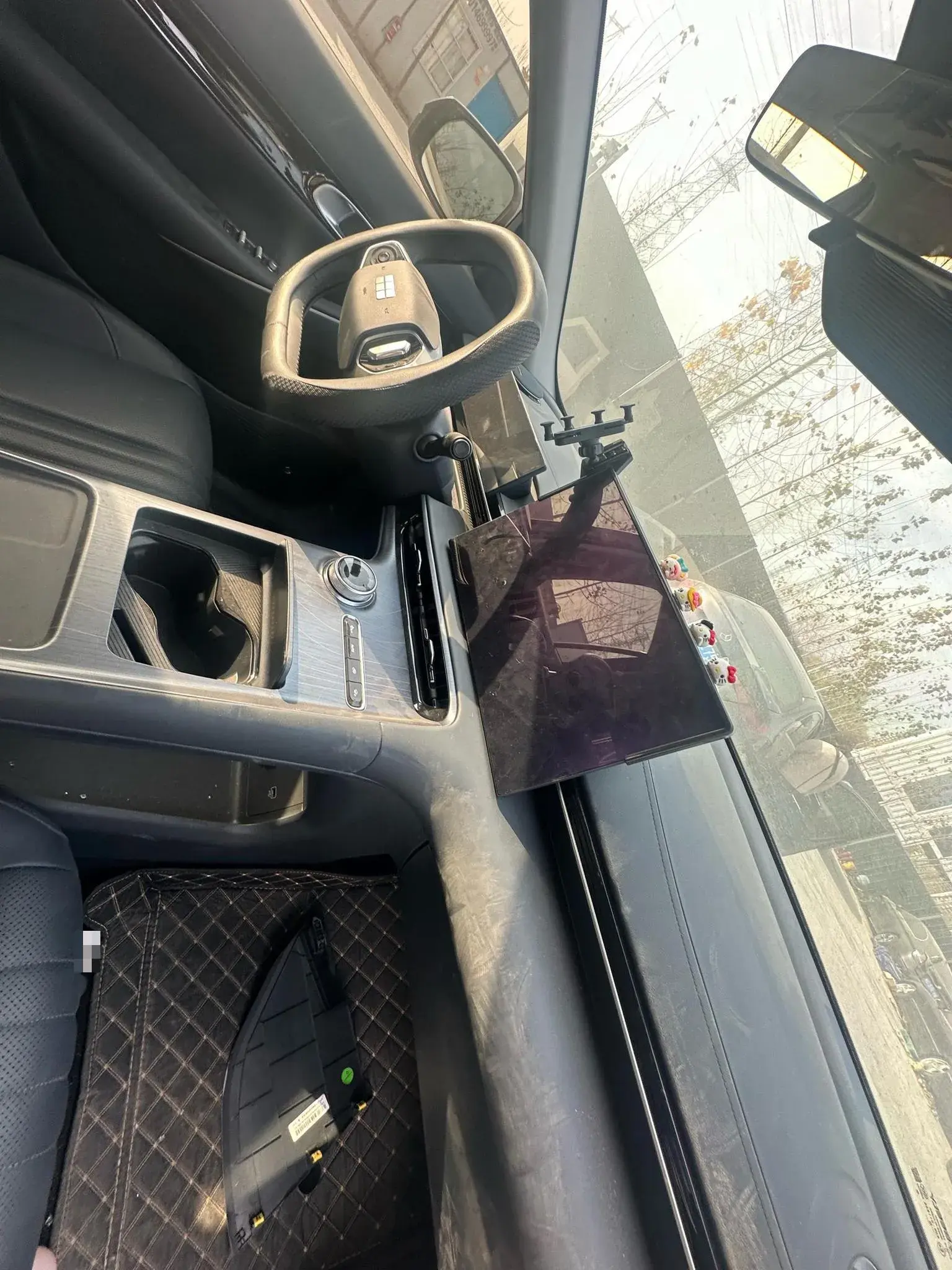 2024 GEELY GALAXY thumbnail 4