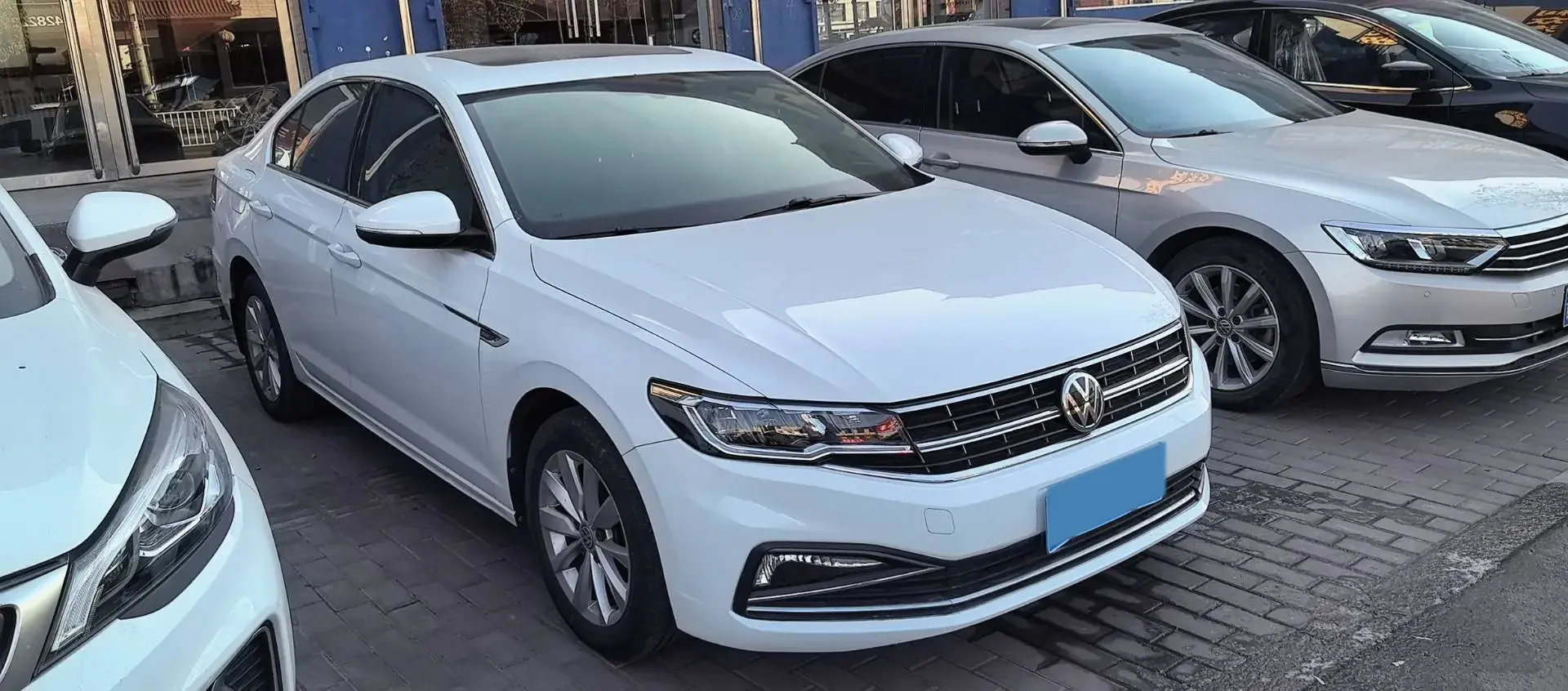 2019 FORD FOCUS thumbnail 3