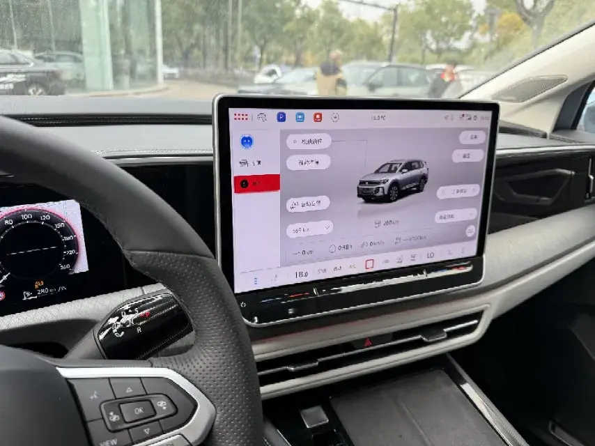 2023 VOLKSWAGEN TALAGON thumbnail 2