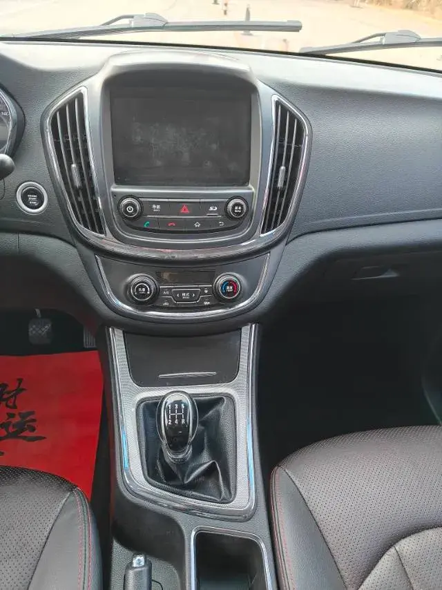 2015 BAOJUN 560 thumbnail 3