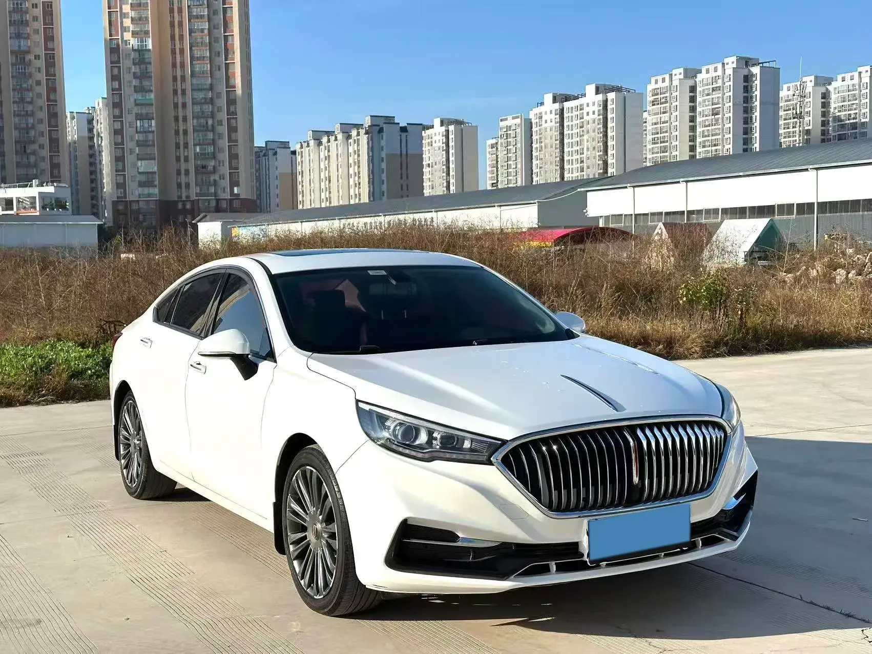2020 HONGQI H5 thumbnail 2