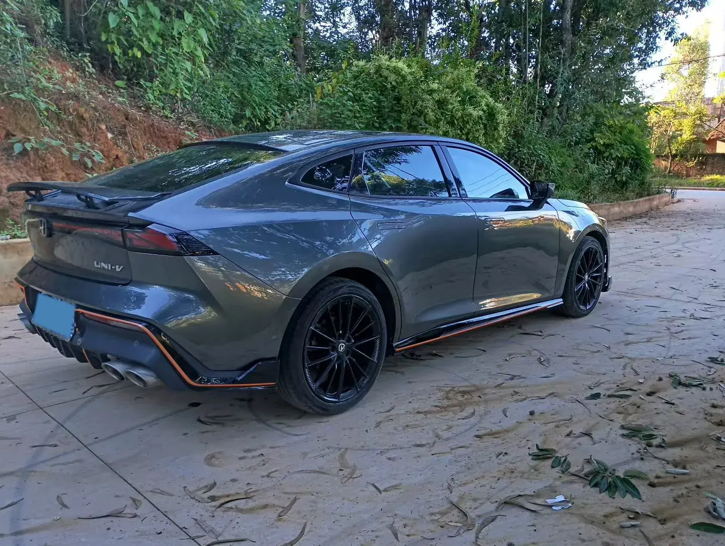 2022 CHANGAN UNI-V thumbnail 3