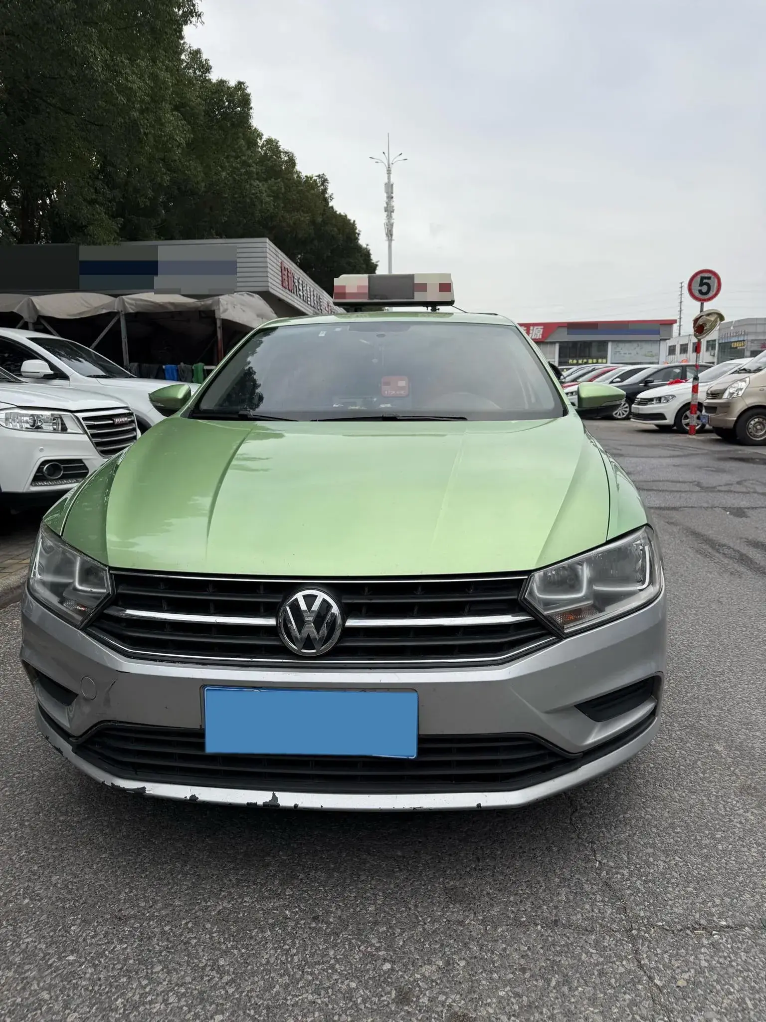 2019 VOLKSWAGEN BORA thumbnail 2