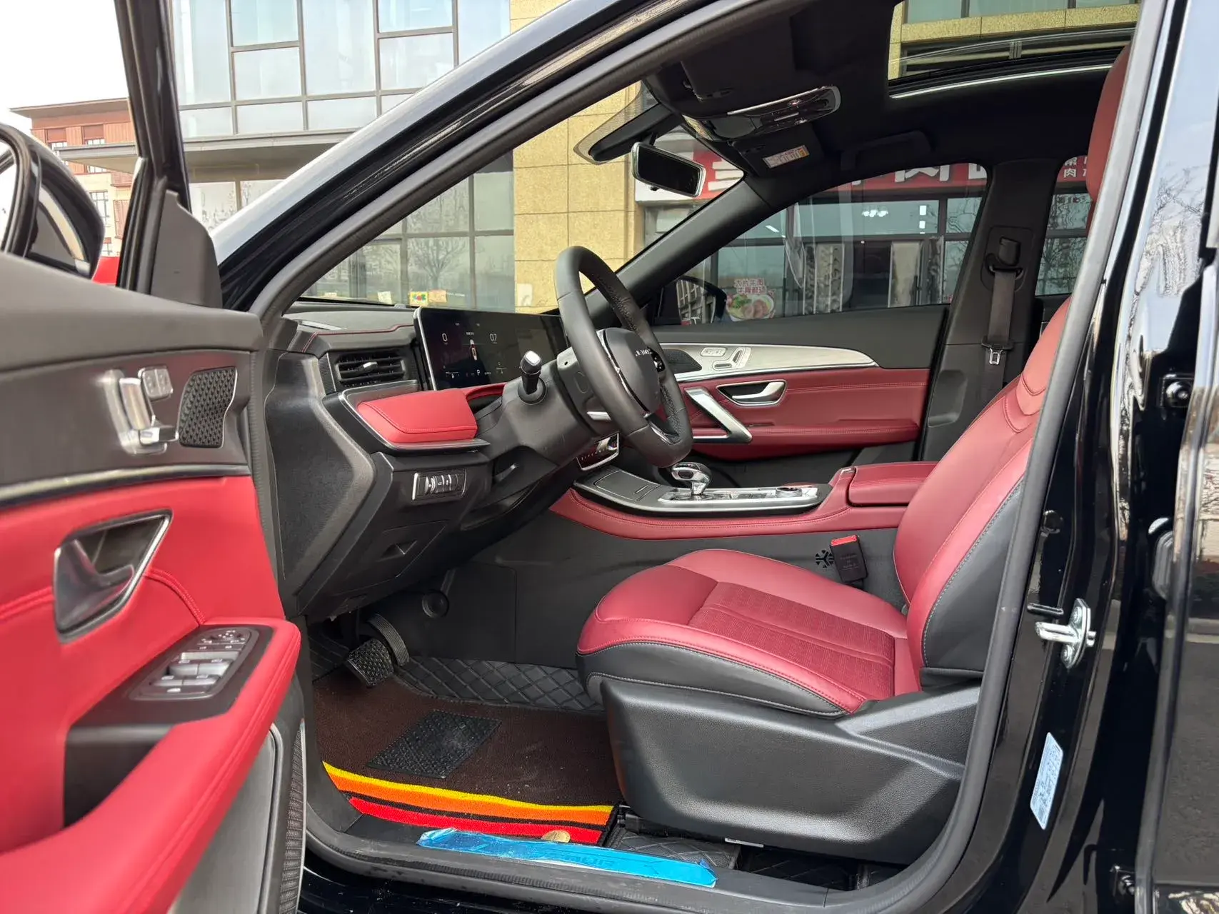 2025 JETOUR X70 thumbnail 4