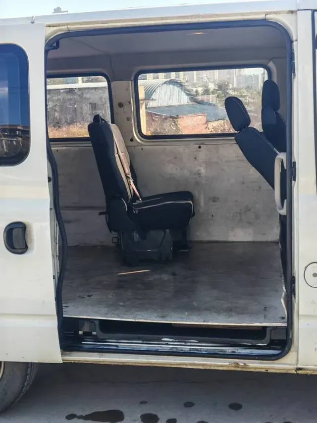 2019 FHA LeiShen 2.5T 129HP L4 6MT,autocango,china used car exporter,china ev exporter,chinese used car exporter,chinese used ev exporter