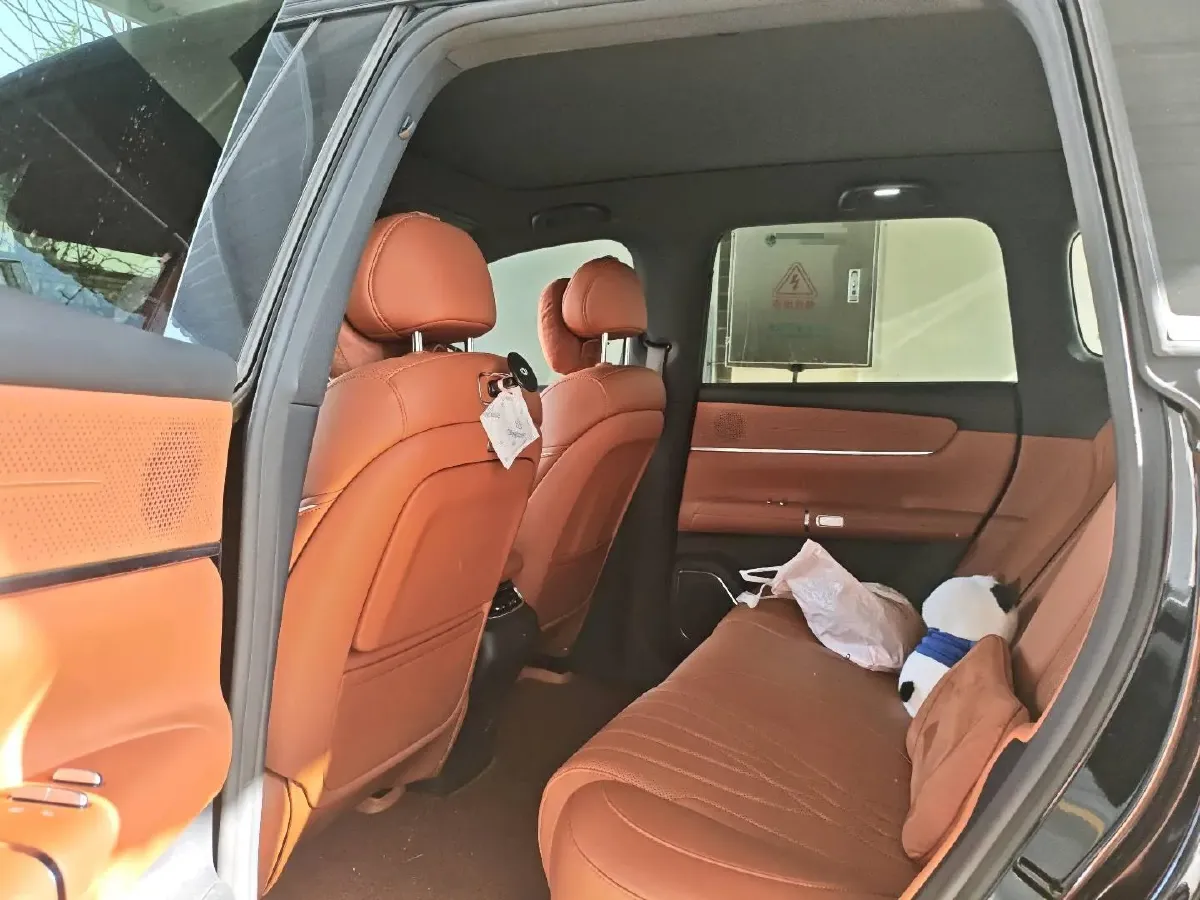 2025 ChangAn QiYuan Q07 1.5T 150HP L4 E-CVT PHEV,autocango,china used car exporter,china ev exporter,chinese used car exporter,chinese used ev exporter