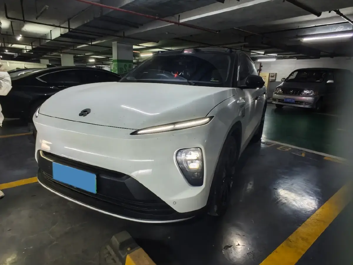2023 NIO ES8 BEV 75KWH