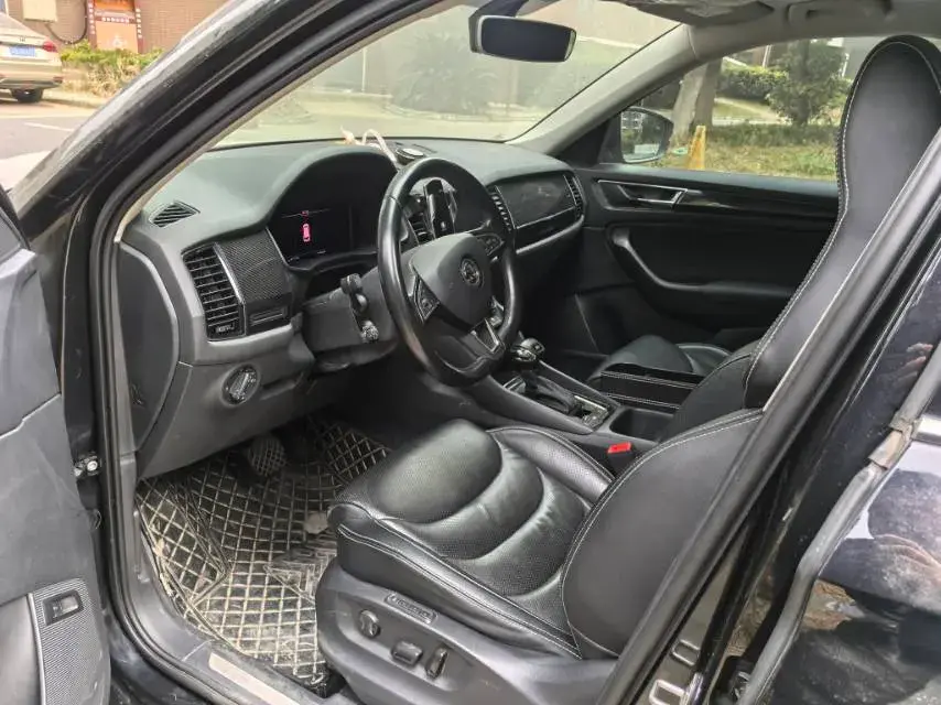 2019 SKODA KODIAK thumbnail 3