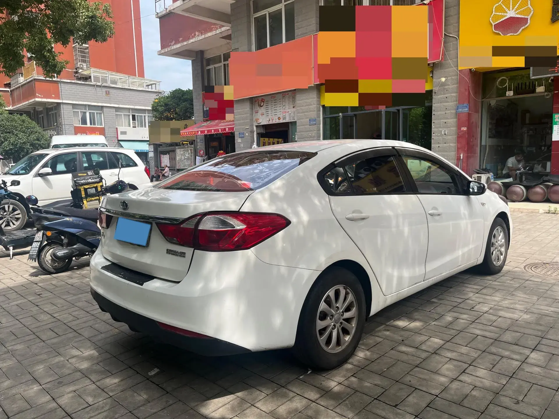 2016 KIA K3 thumbnail 3