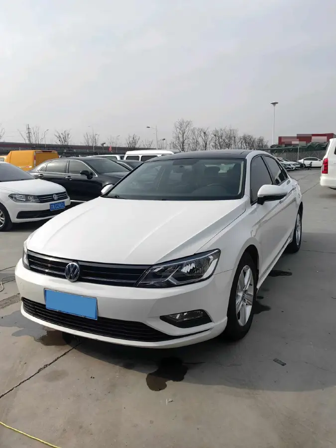 2018 Volkswagen Lamando 1.4T 131HP L4 7DCT