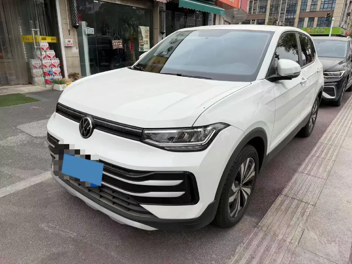 2025 Volkswagen Tharu 1.5L 110HP L4 6AT