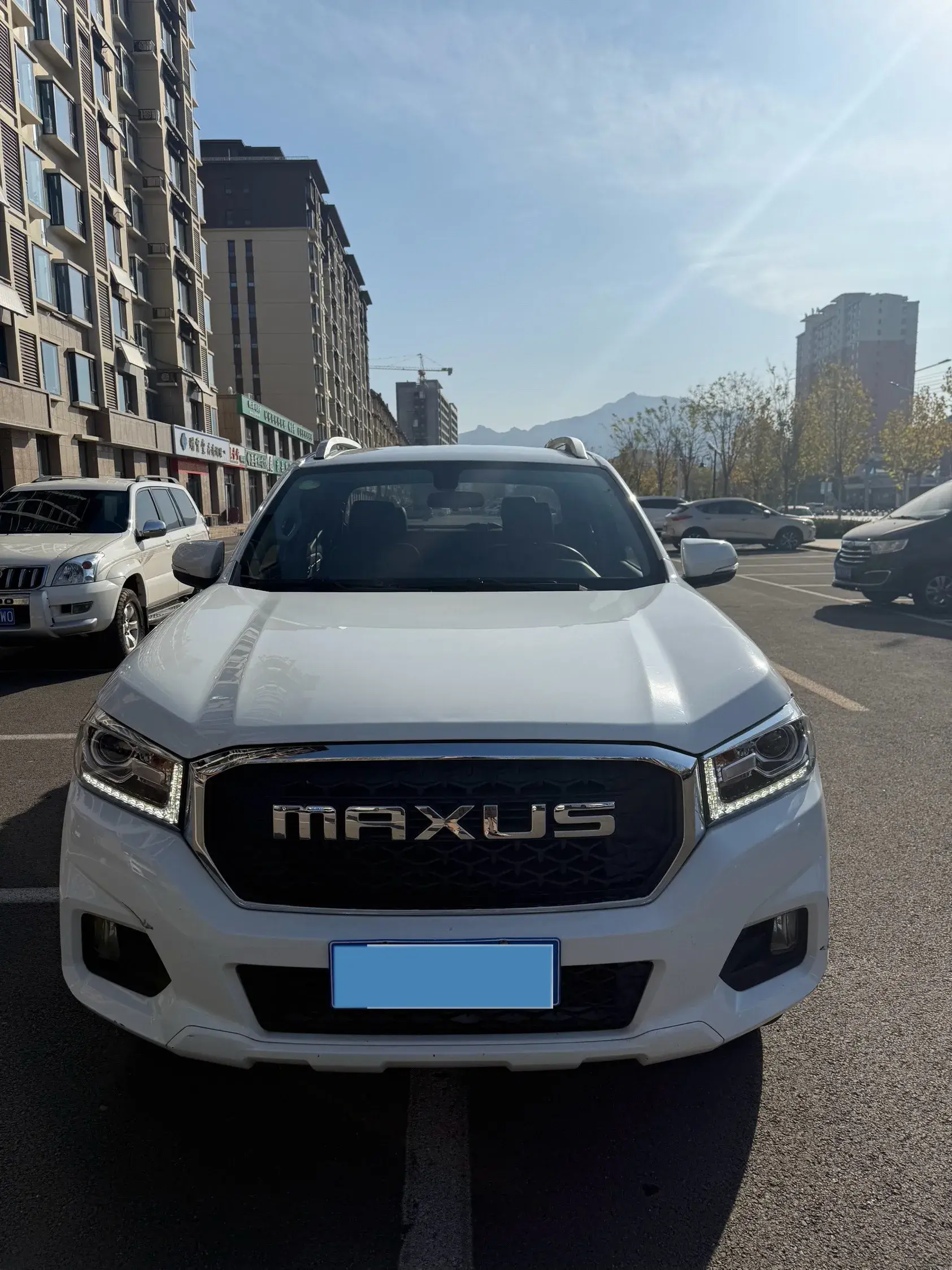 2021 MAXUS T70 thumbnail 3