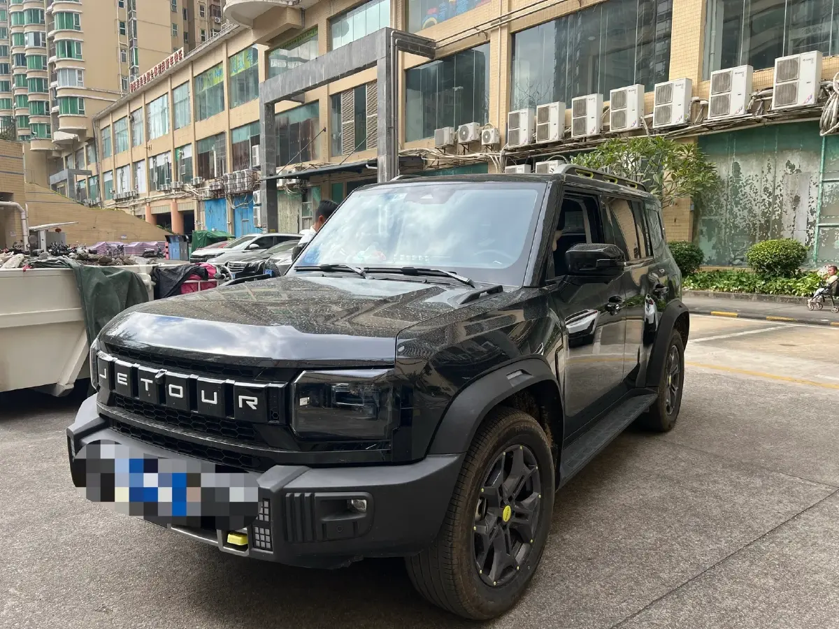 2023 Jetour Traveller 2.0T 254HP L4 7DCT