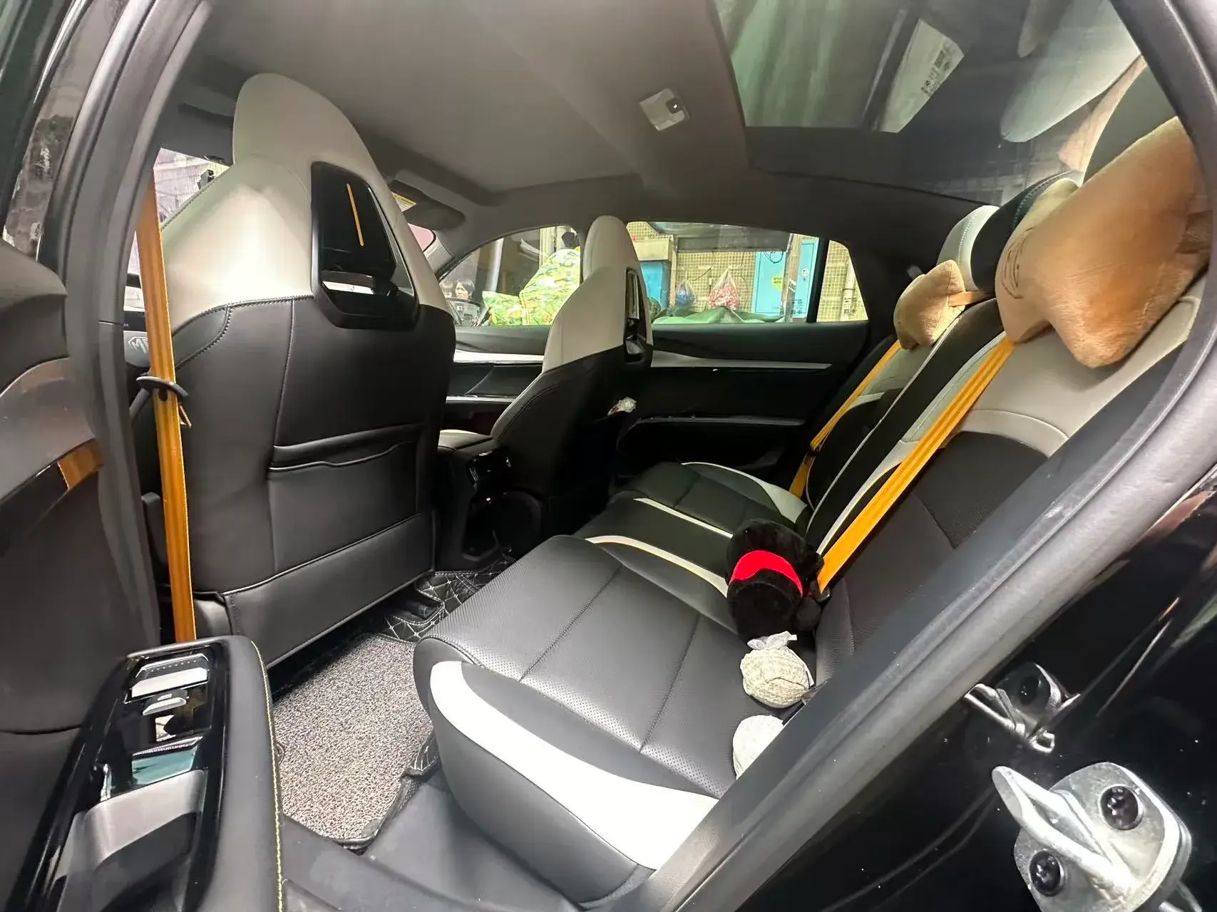 2022 MG 5 thumbnail 4