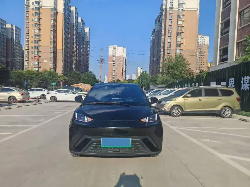 2023 BYD YUAN thumbnail 2