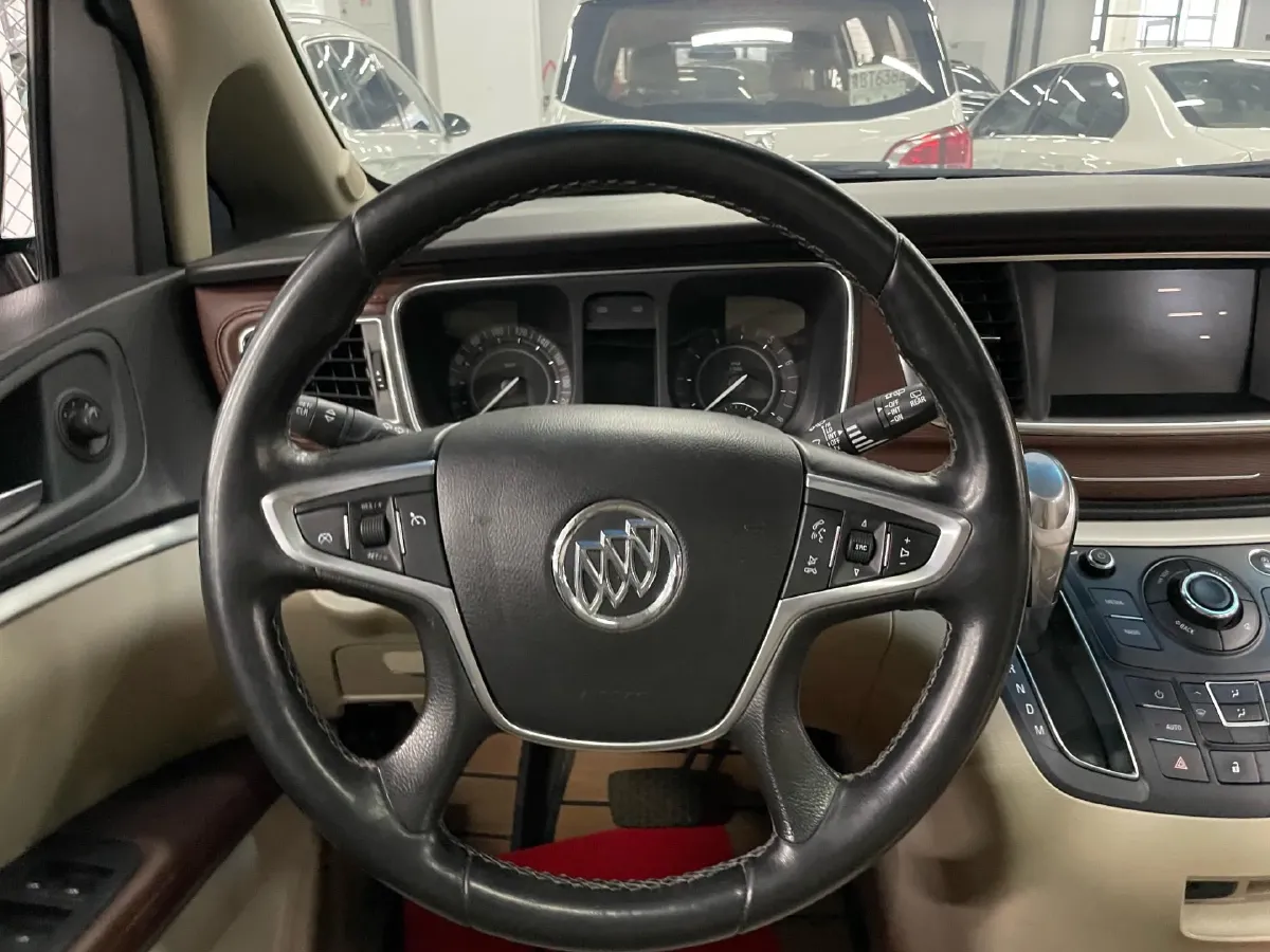 2018 Buick GL8 2.0T 260HP L4 6AT,autocango,china used car exporter,china ev exporter,chinese used car exporter,chinese used ev exporter