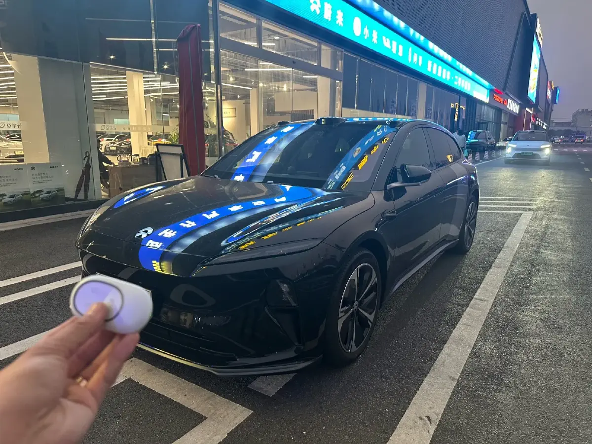 2024 NIO ET5T BEV 75KWH