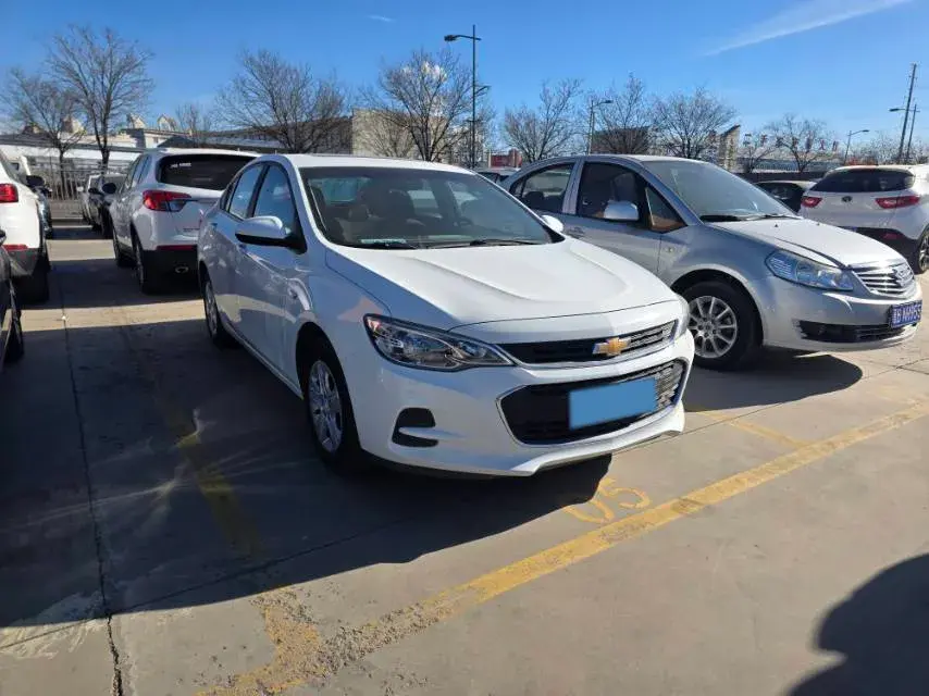 2019 CHEVROLET CAVALIER thumbnail 2