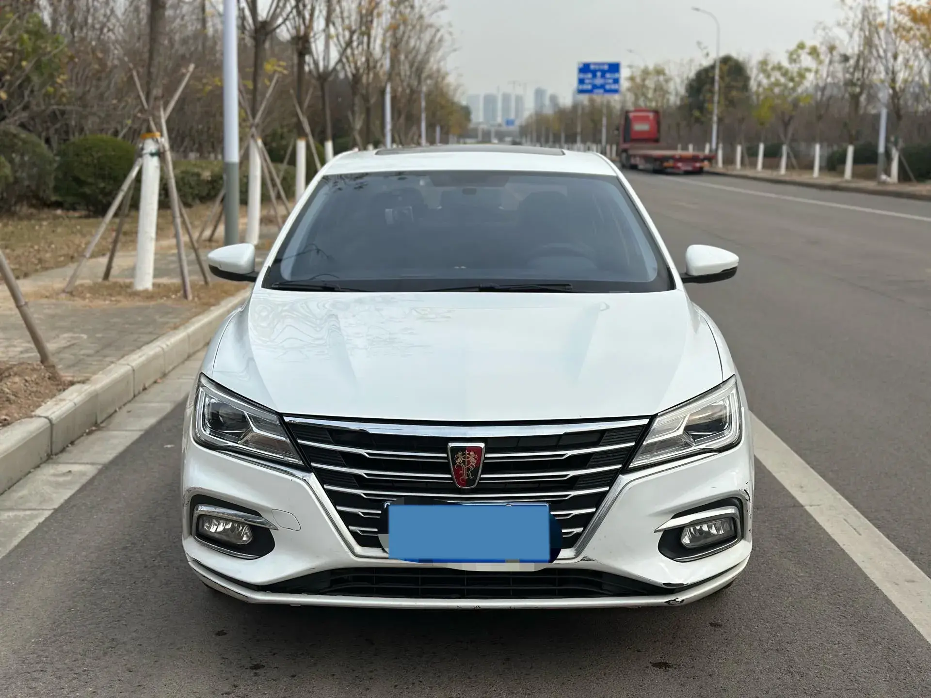 2019 ROEWE I5 thumbnail 2